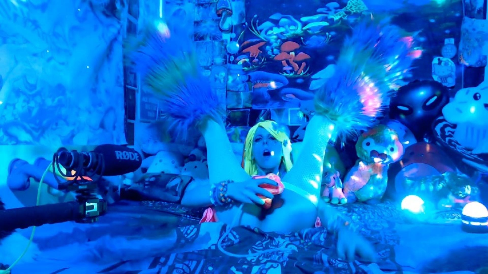 Rave Dildo Riding, Drenched In Cum