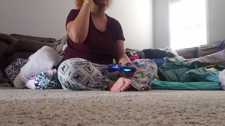 Ignoring You to Play Video Games