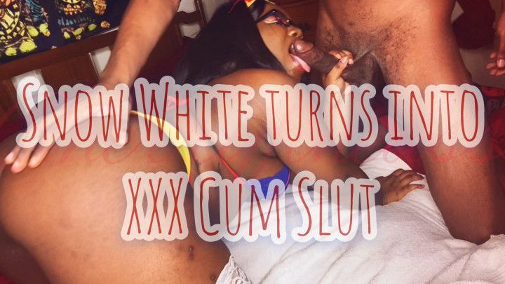 Snow White Takes Cum Load to the Face