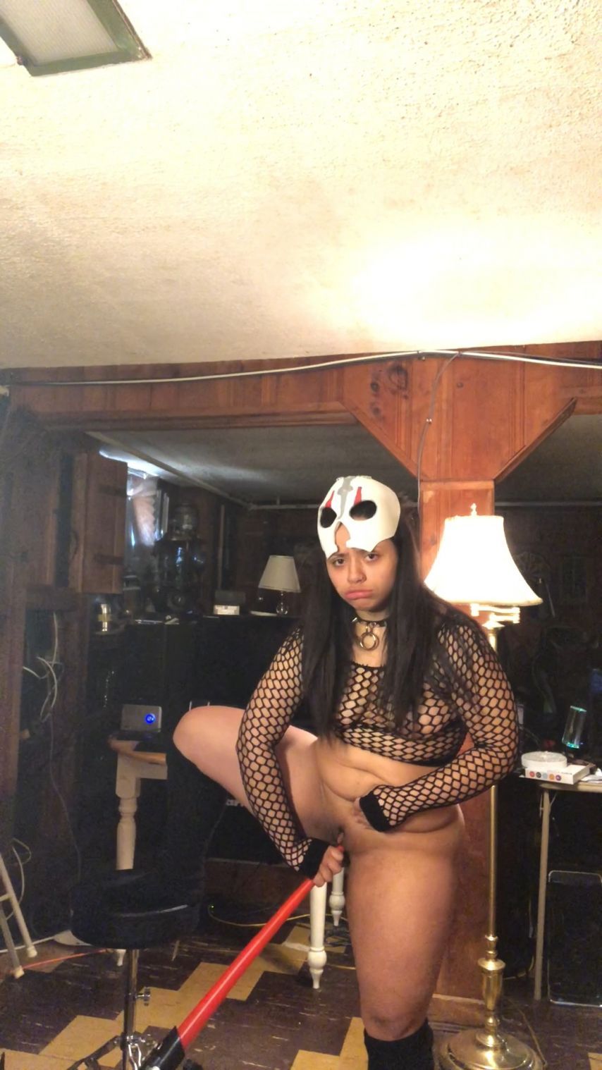 Darth Nihilus Shoves LightSaber in Pussy