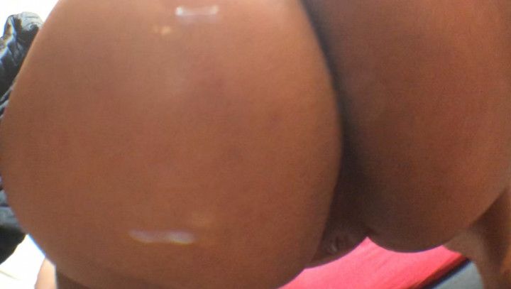 Giant Goddess Sits On You