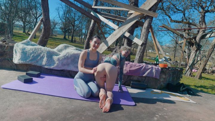 Neighbour gets caught and gets JERK OFF INSTRUCTION - JOI