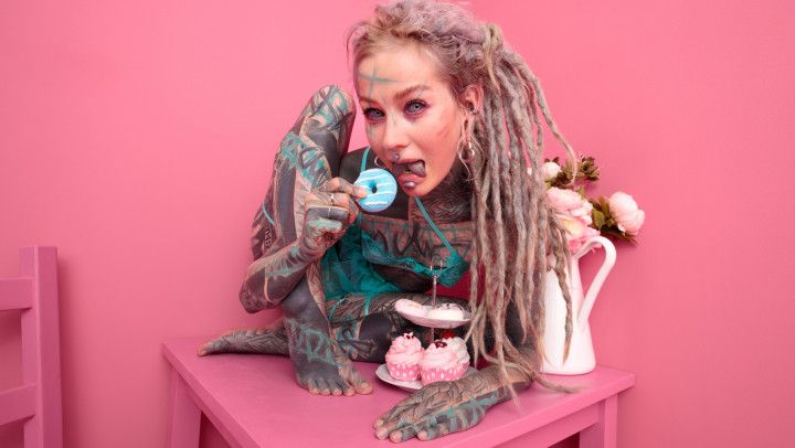 FREE-Skinny tattoo teen  beach tease