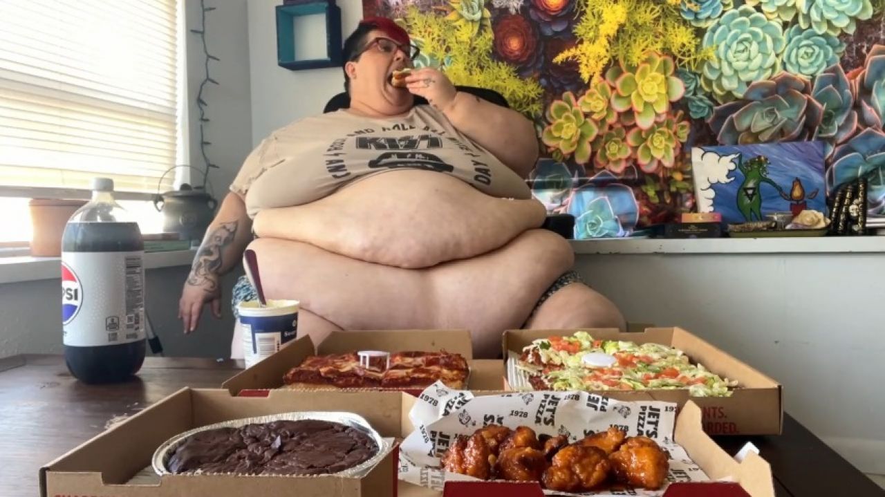 The Gluttony Chronicles: Eating enough for a Family of 8 SD