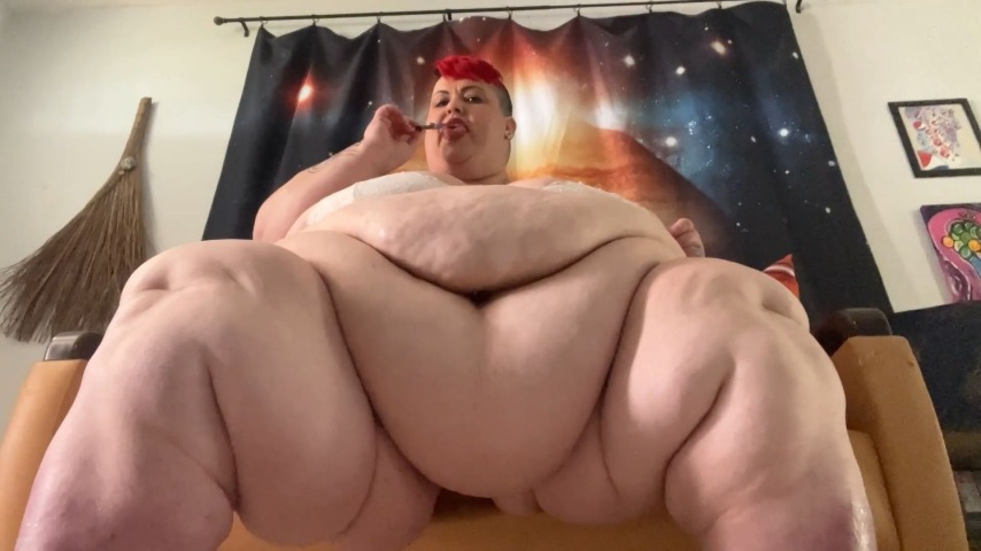 SSBBW Vore Goddess having a Business Lunch HD