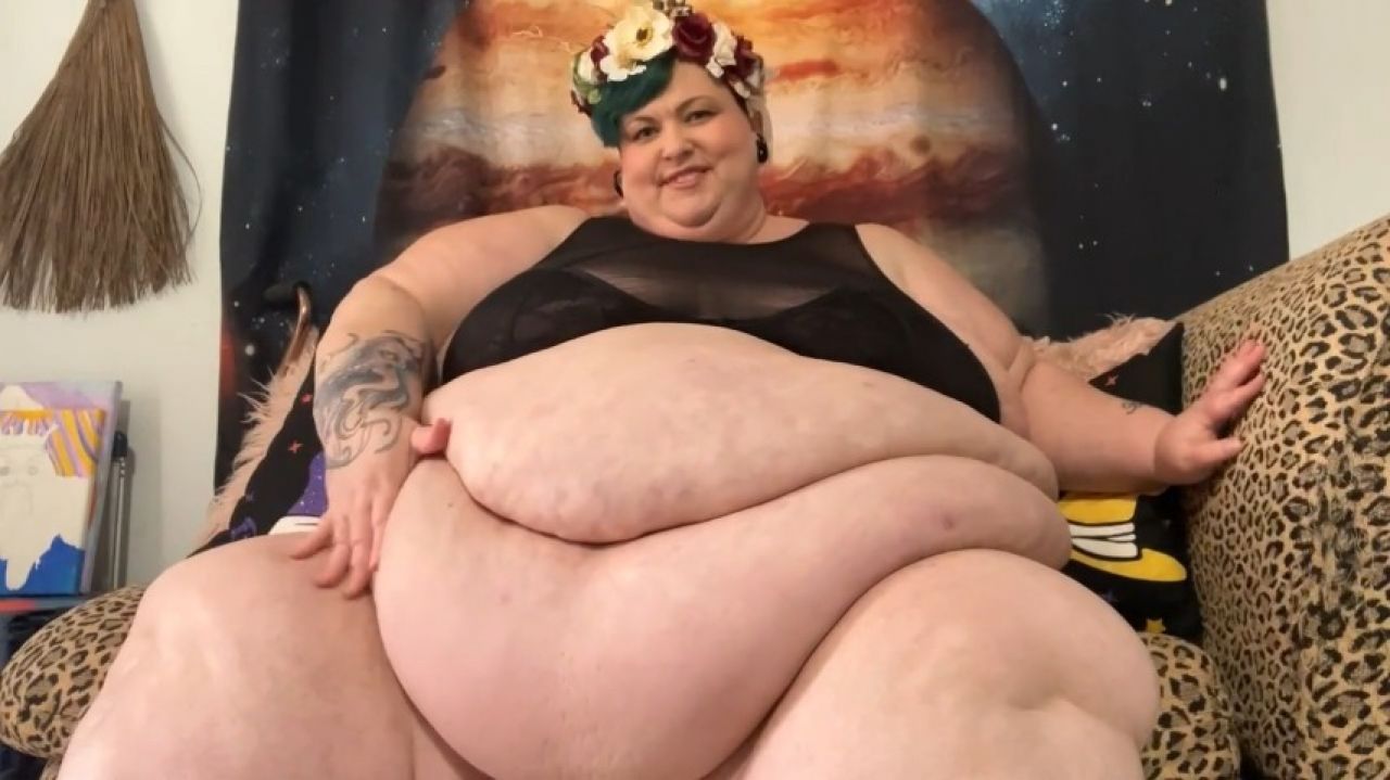 Worship &amp; Fatten Your Goddess SD