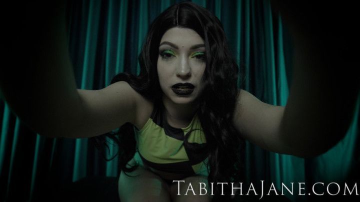 Villainess ************