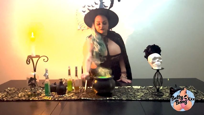 PAWG Witch Betty Bang Cast A Spell