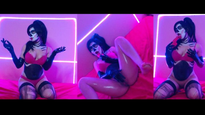 Halloween Makeup: Blowjob &amp; Masturbation