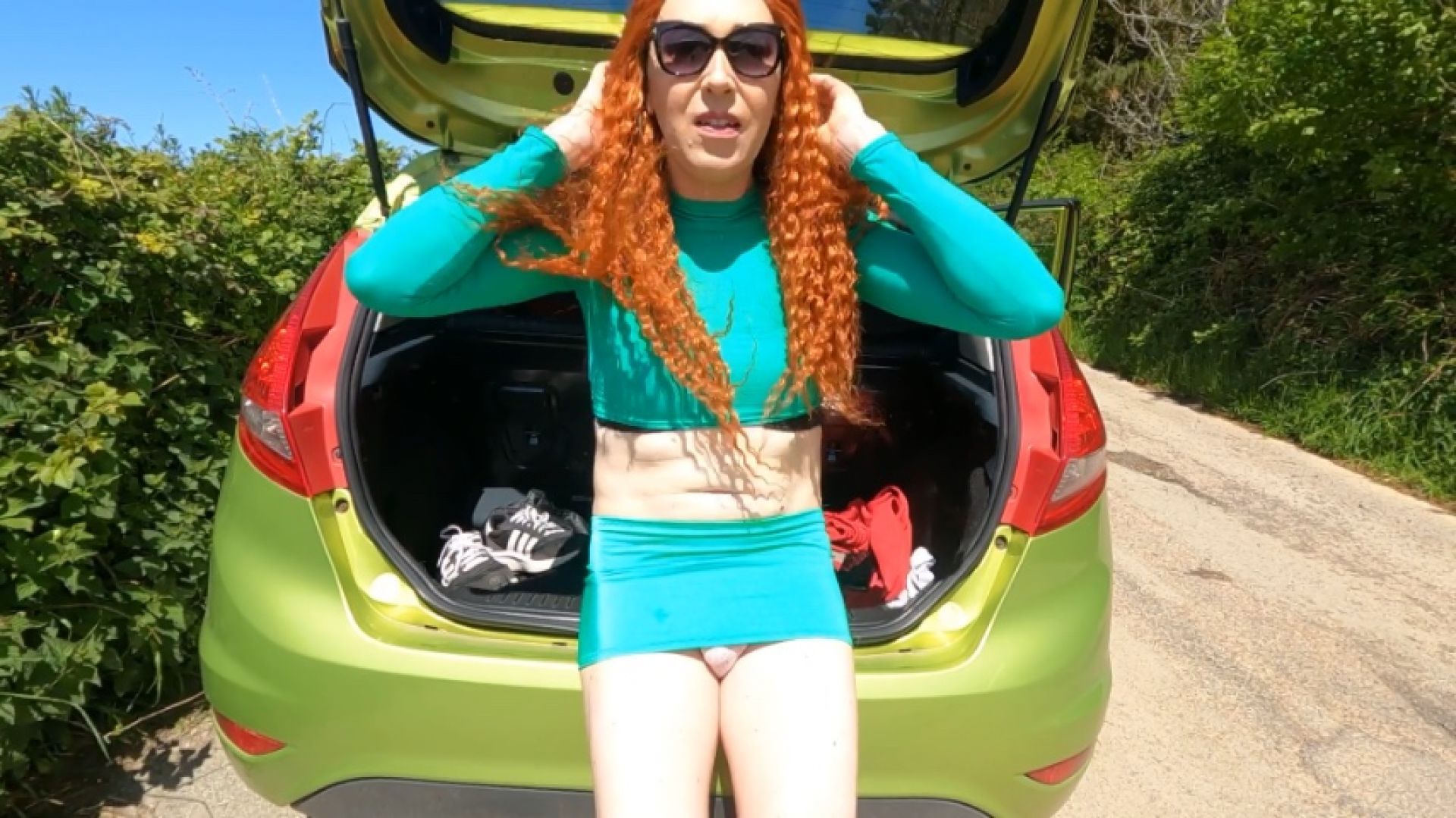 The minx horny boot wank