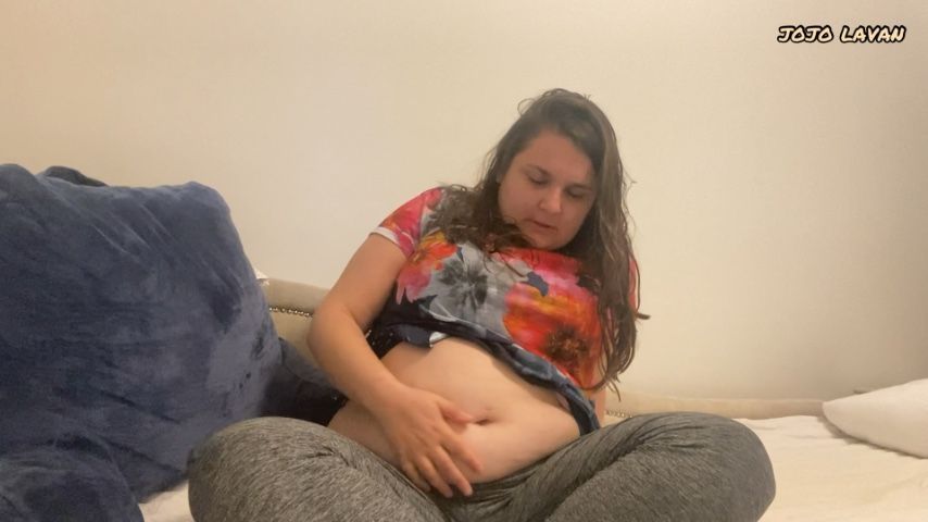 Internet  weirdo pays me to gain weight