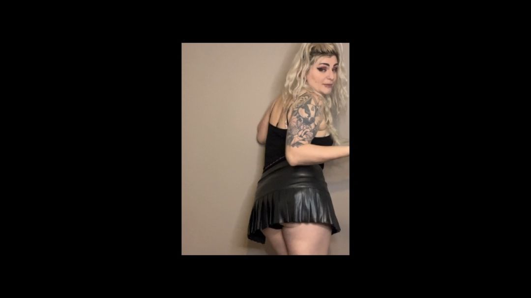 Trying on my favourite dresses and skirts clip 3