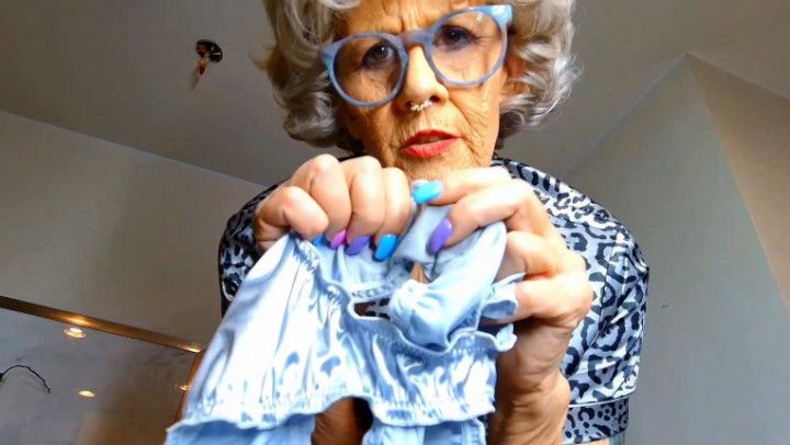 Granny Smeills