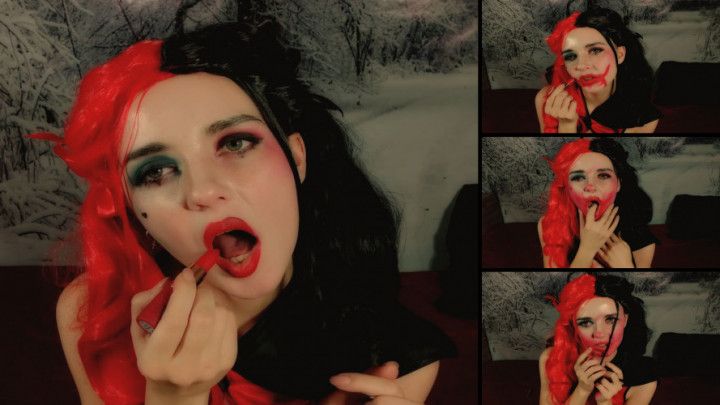 Harley Quinn - Lipstick Fetish