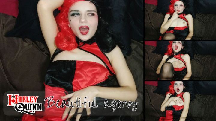 Harley Quinn cosplay: Beautiful agony