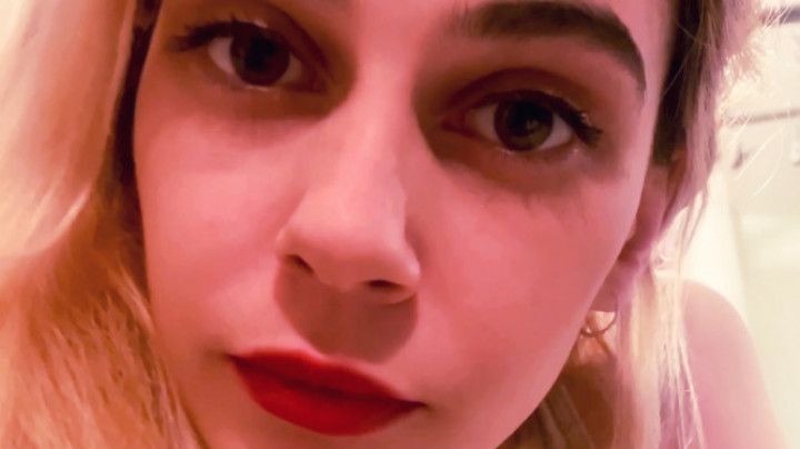 Gentle giantess Amateur roleplay