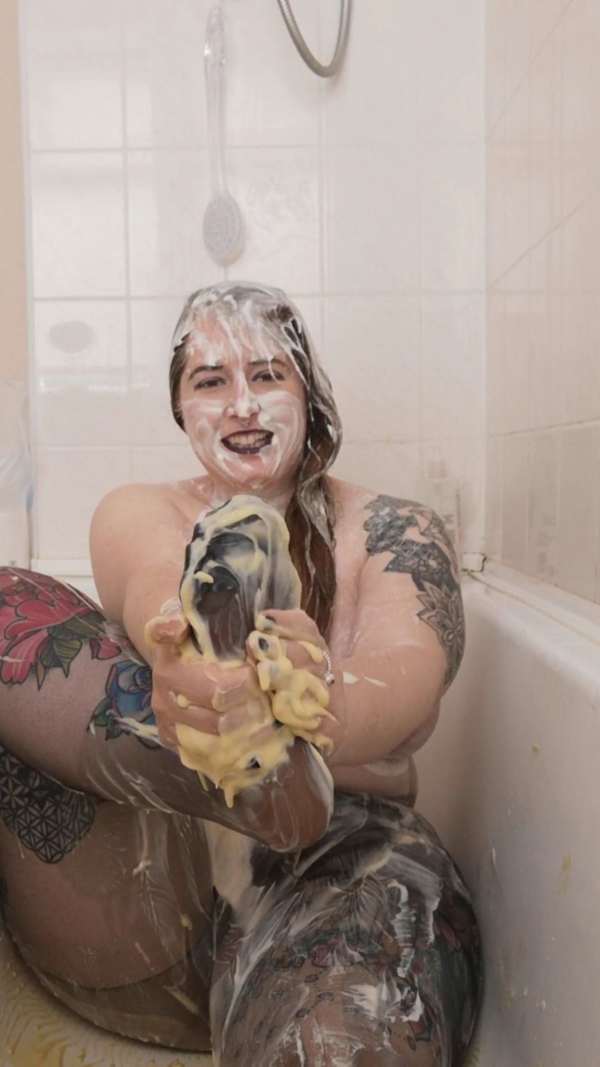 Custard Filled Tights &amp; Feet