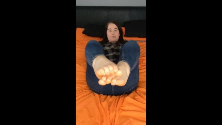 Foot Fetish JOI in Skinny Jeans