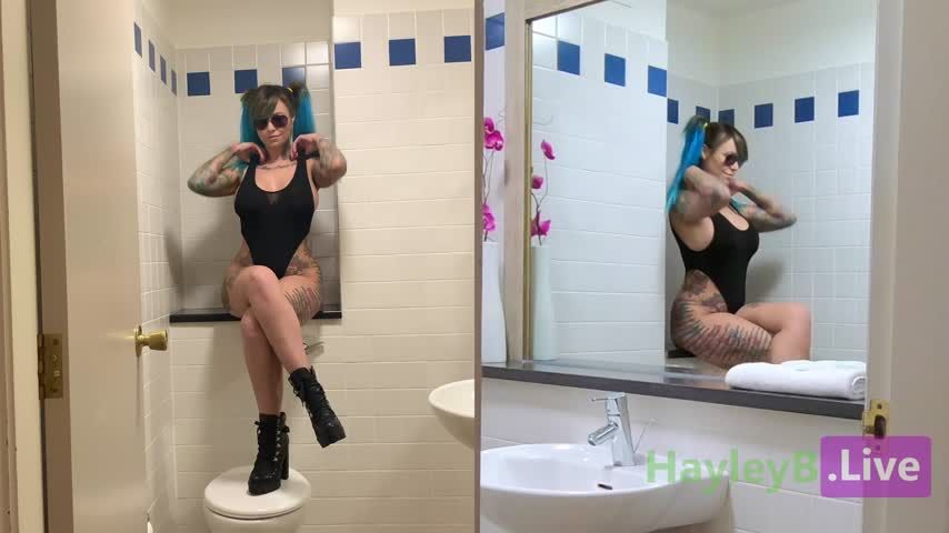 My first hotel Squirt Scene