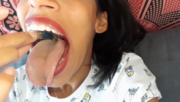 Worms and bears  gummy swallow