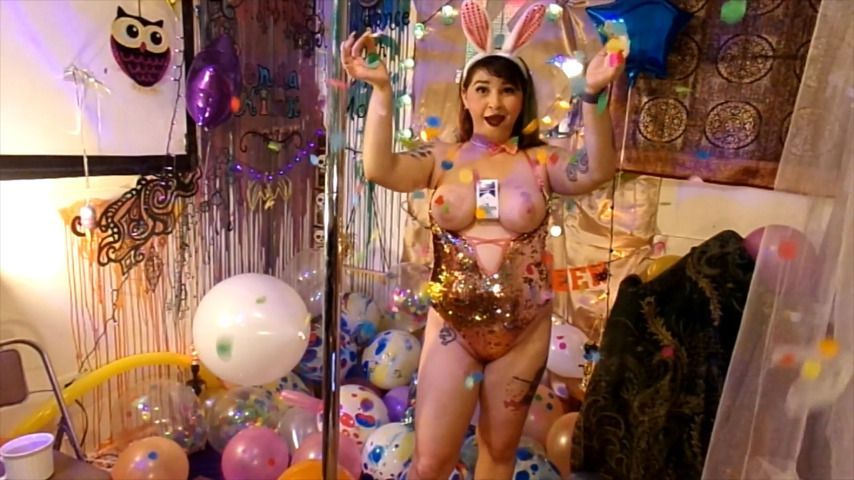 Looner Party Pt1! 100+ Balloons B2P&Play