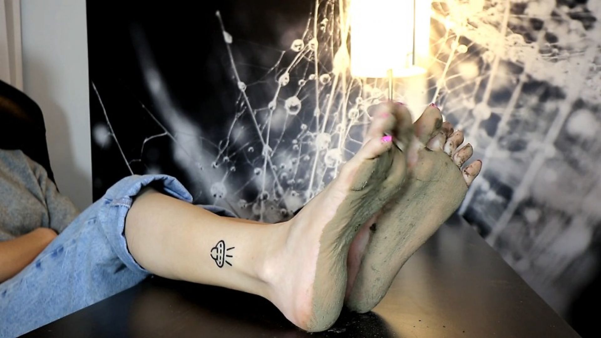 Dirty Feet w/ @ToetallyDevine