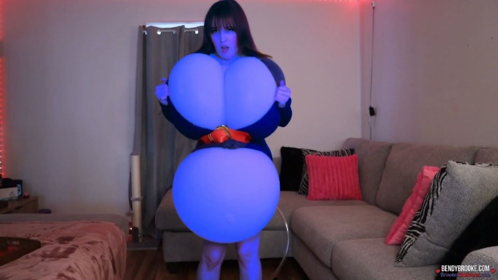 Blueberry Expansion - Real Time S Cup and Belly Inflation