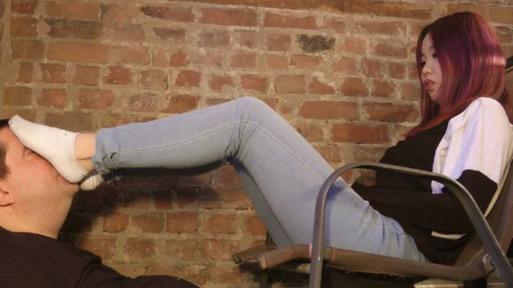 Tamara's Sweaty Feet Experience - C.V