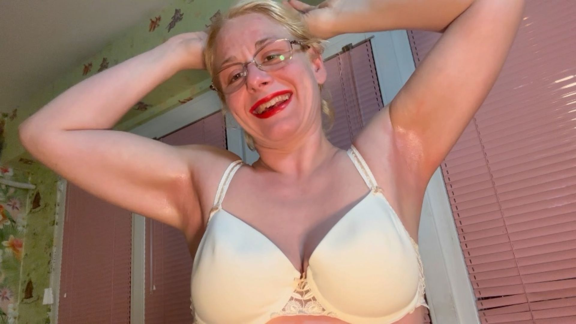 From hairy to bald armpits