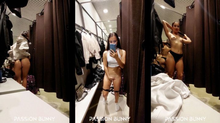 Risky solo orgasms in fitting room in mall