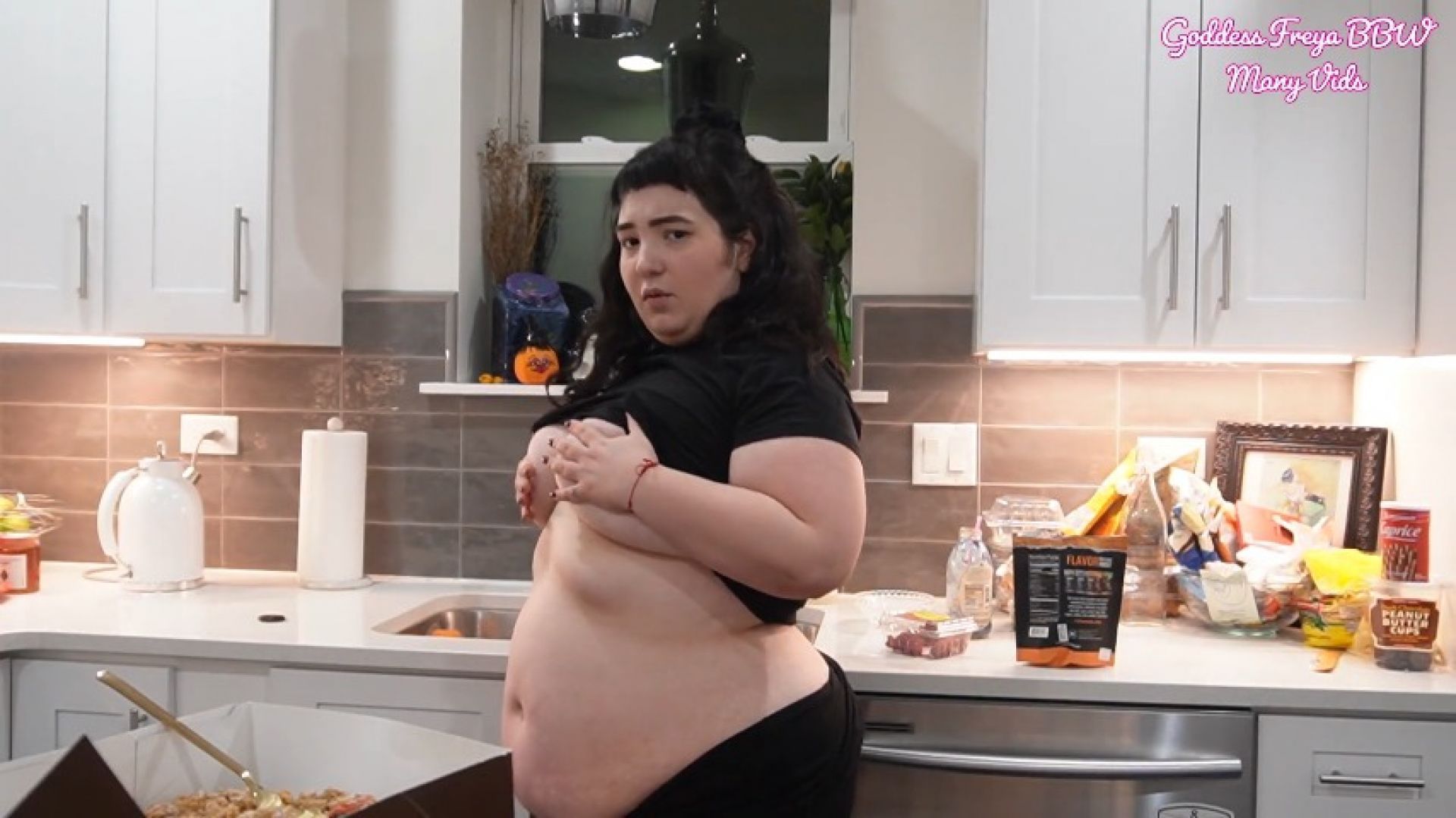 Making GF Cheat Her Diet