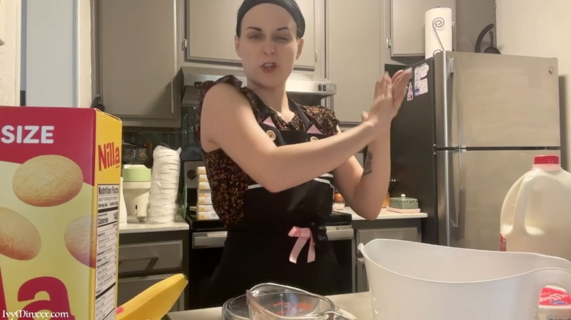 Making Banana Pudding Cups for the Homeless Shelter