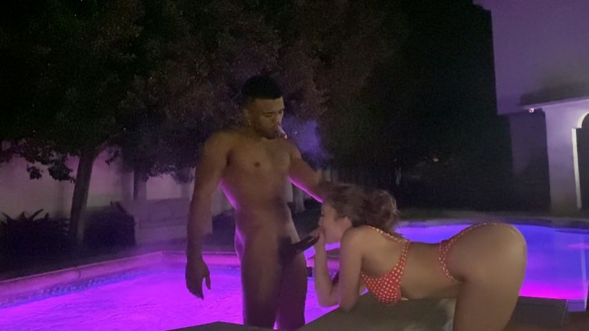 L's in the Cuzzi: Lena Paul