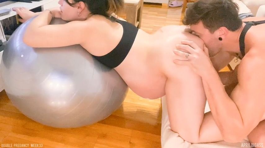 Pregnant"multiple"week 33, creampie anal