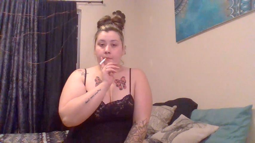 BBW Smoking Fetish