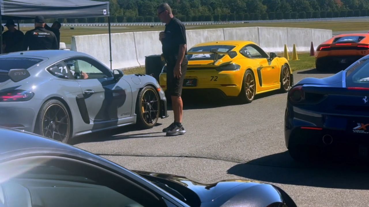 GTR Race Track racing