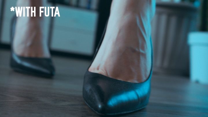 VERSION ONE: Thief Gets Shrunken and Hunted By Giant Futa