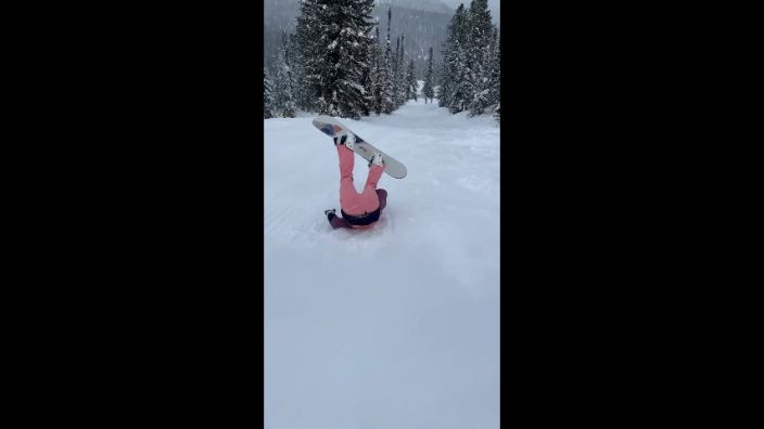 FALL / WINTER / SNOWBOARD
