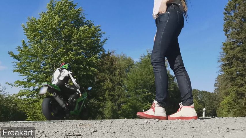 Pissed jeans by the road