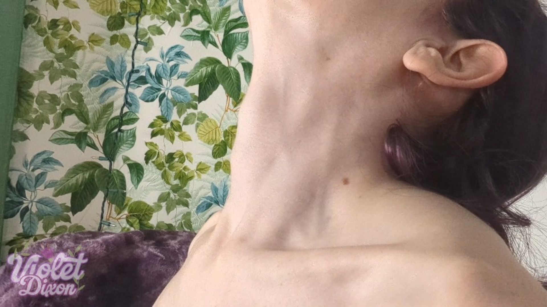 Neck Worship