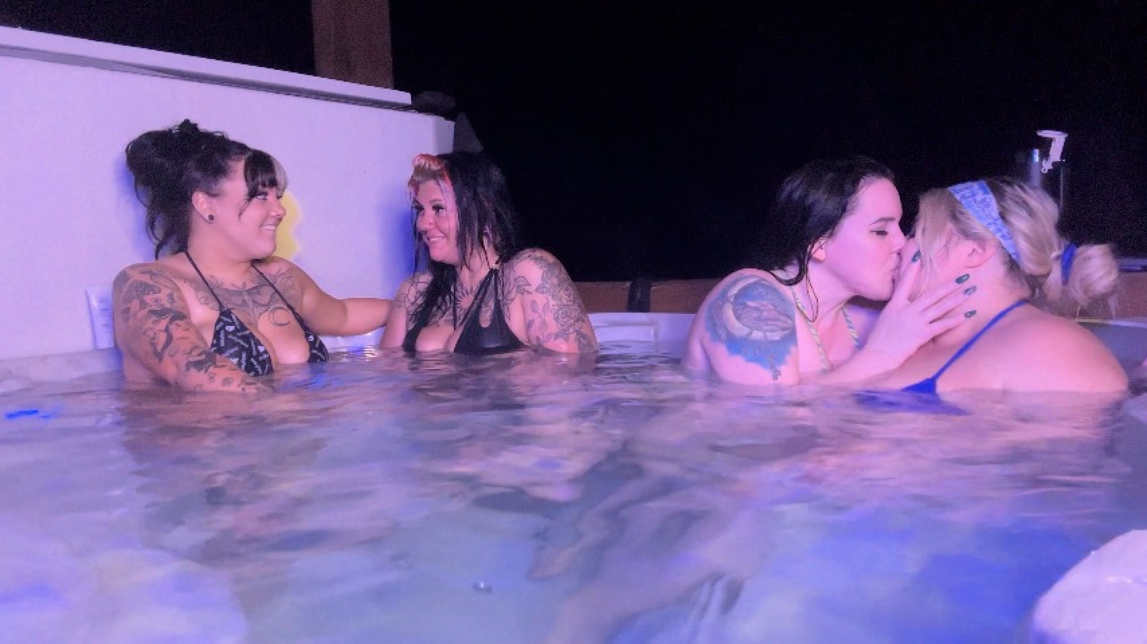 4 girls who love sex