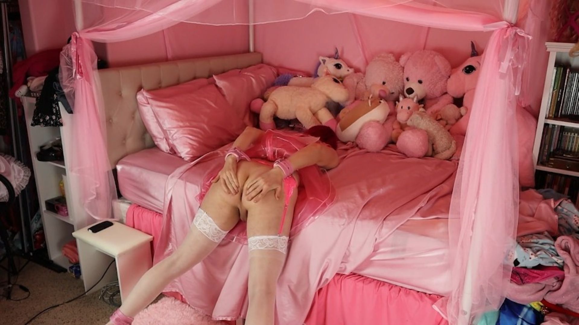 Plastic Maid Room Service