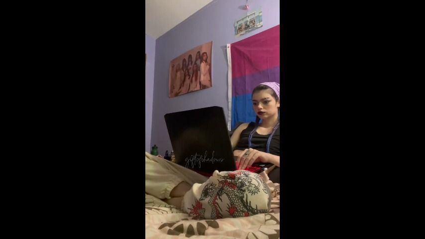 Hot Alt Girl Ignores You