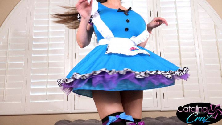 CATALINA CRUZ - Tea Cup Juggs