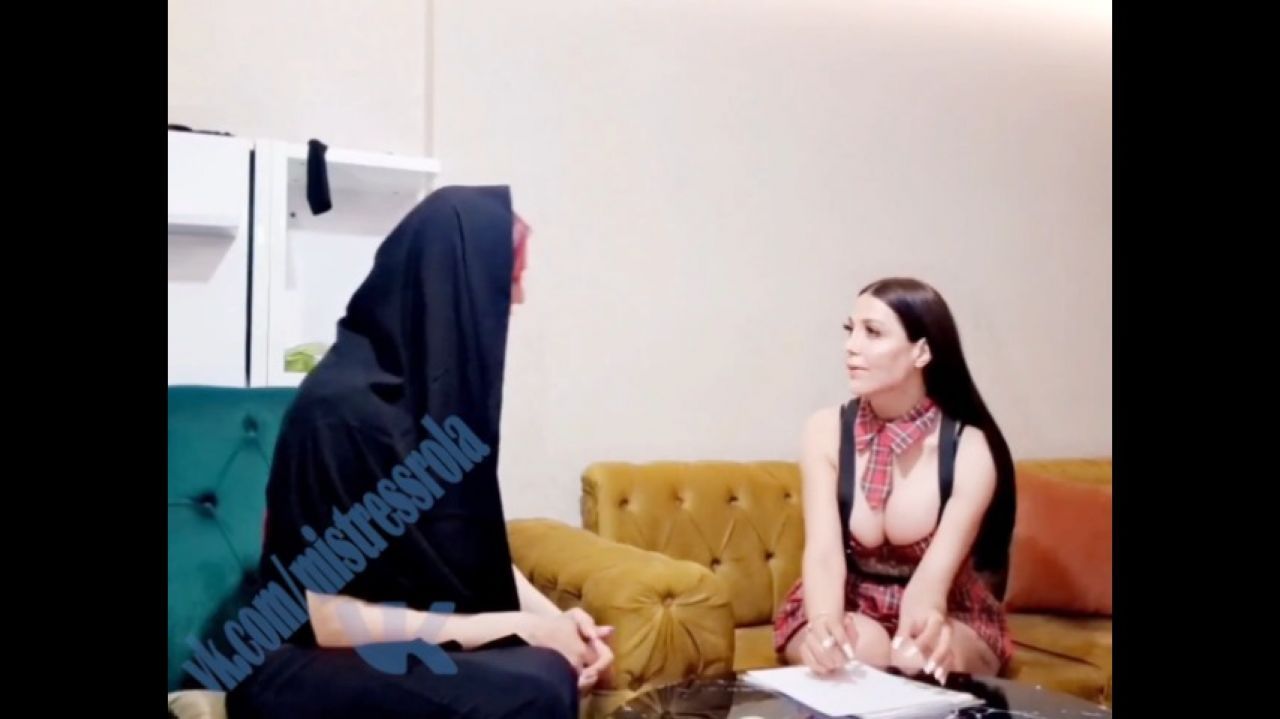 Description of Paradise with mistress Rola and Barbie