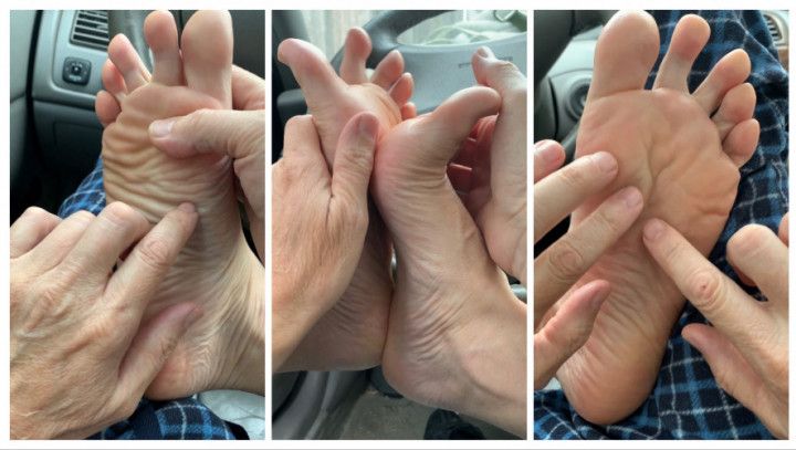 Wrinkled soles tease JOI