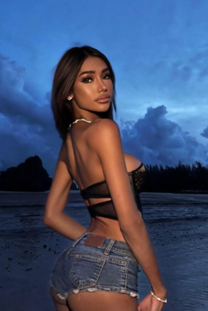 Milk Ladyboy Gave Me a Long Sensual Blowjob