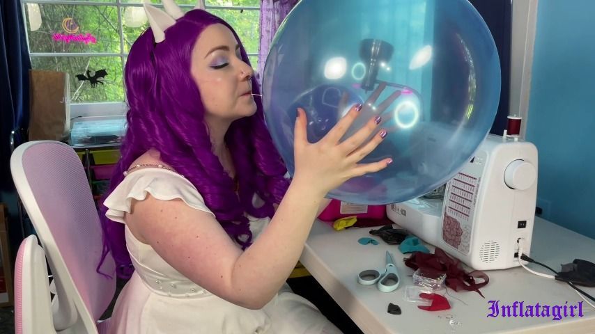Rarity Pin Pops Pinkie Pie's Balloons