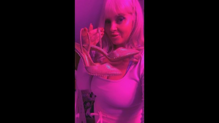 Rosies Lets Get Dressed and Pretty Girl Cute Together