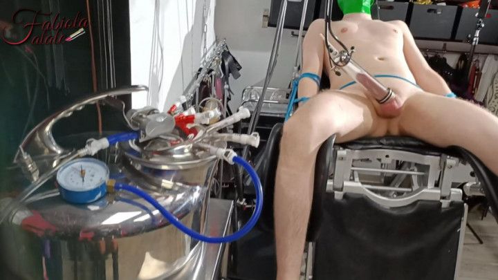 slave on the Milkingmachine